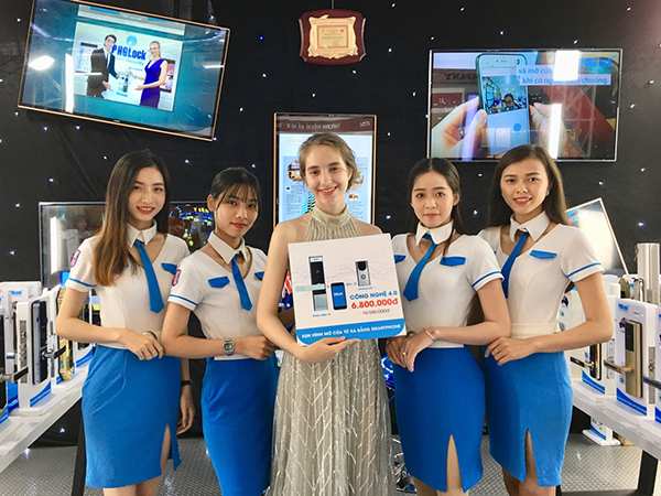 hinh anh hang phglock